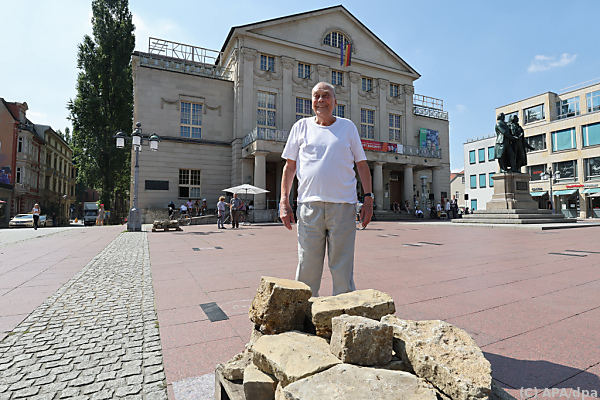 Kunstfest Weimar startete mit Steinmal aus Buchenwald