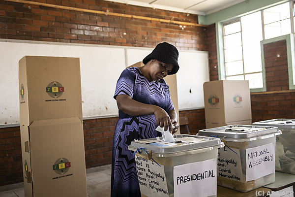 Chaotische Zustände und Festnahmen bei Wahlen in Simbabwe