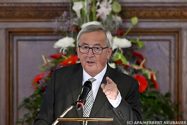Bargeld &#8211; Juncker hält Nehammer-Vorstoß für &#8220;Theater&#8221;