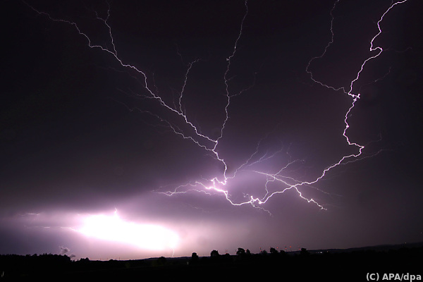 Ein Toter und Verletzte bei Unwetter im Süden Deutschlands