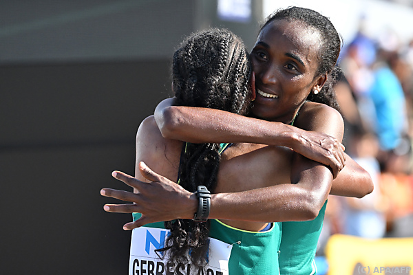Marathon-WM-Gold an Äthiopierin Shankule &#8211; Mayer 50.
