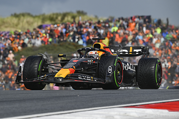 Verstappen holt Pole bei Regen-Quali in Zandvoort