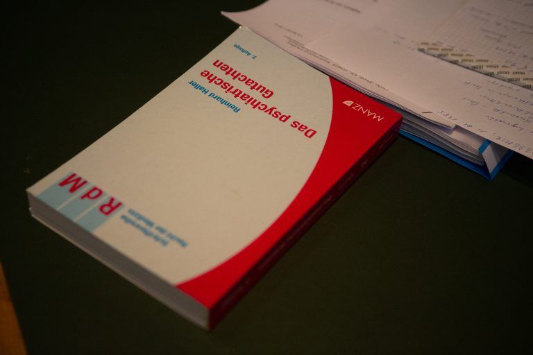 <span class="copyright">Klaus Hartinger</span>