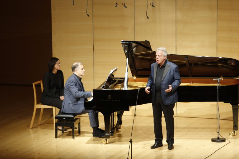 Christoph Prégardien (r.) und Julius Drake am Klavier