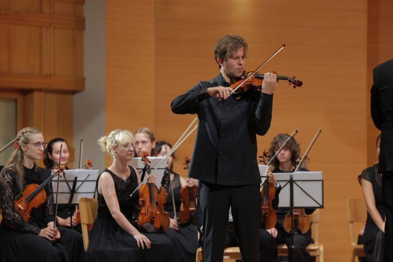 Solist Oskar Kaiser. <span class="copyright">Hartinger</span>