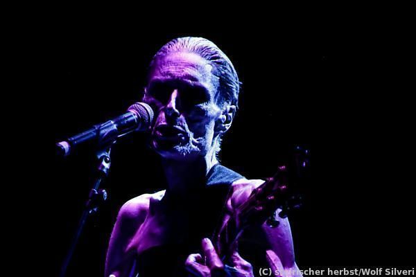 Madame Nielsens Bowie-Transformation in Graz