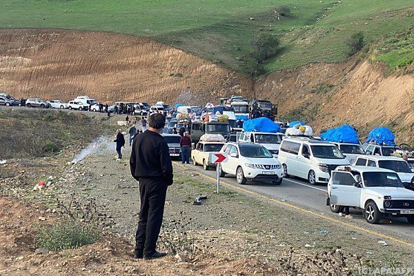 Fast alle Armenier aus Berg-Karabach nach Armenien geflohen