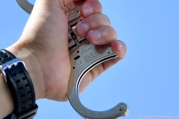 Zwei Männer mit Kind auf Diebestour in Südoststeiermark