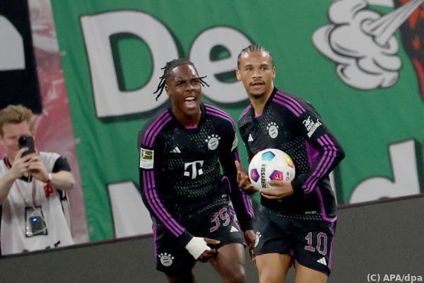 Leipzig gegen Bayern 2:2 - Leverkusen Spitzenreiter