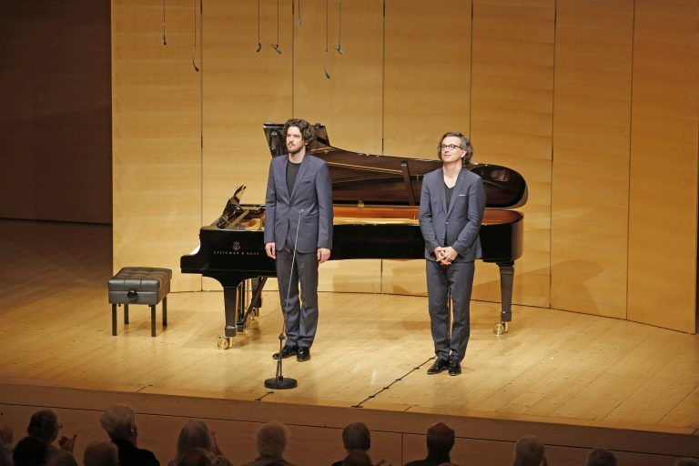 Andrè Schuen (l.) und Daniel Heide bei ihrem Schubertiade-Auftritt in am Donnerstagnachmittag in Schwarzenberg. <span class="copyright">Schubertiade/Sprenger</span>
