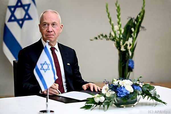 Israels Verteidigungsminister deutet Bodenoffensive an