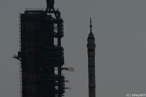 Drei chinesische Astronauten ins Weltall aufgebrochen