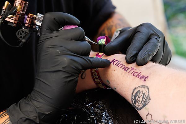 Klimaticket-Tattoos &#8211; Aktion kostete 23.000 Euro