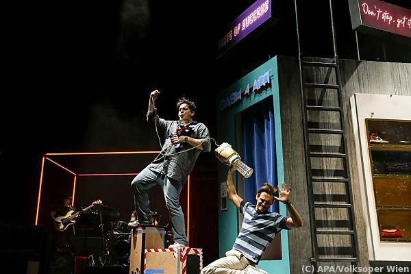 Musical &#8220;tick, tick &#8230; BOOM!: Die Volksoper rockt!