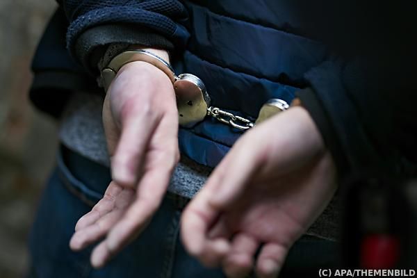 Betrunkener schlug Ehefrau und drohte mit dem Umbringen