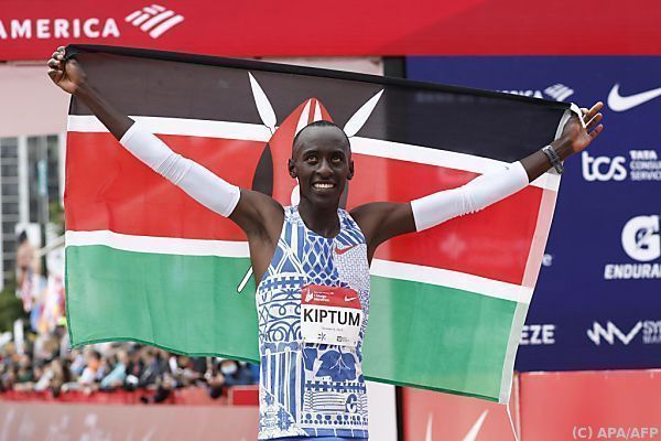 Kiptum läuft in Chicago in 2:00:35 Marathon-Weltrekord