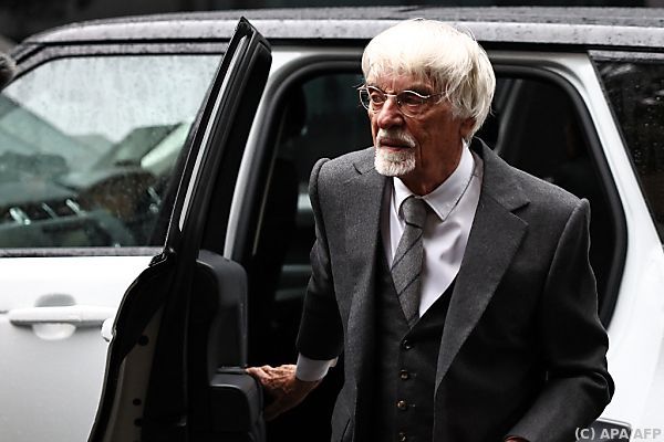 Ex-Formel-1-Boss Ecclestone räumt vor Gericht Betrug ein