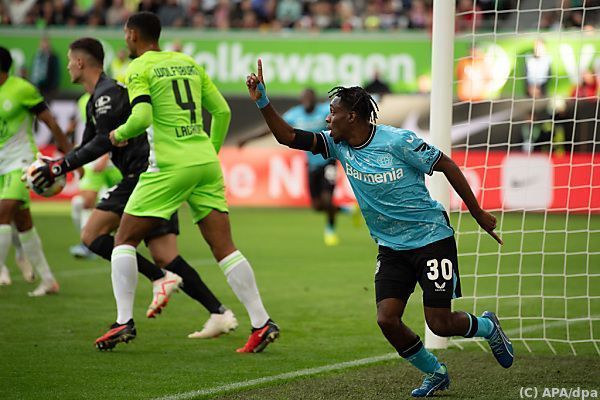 Leverkusen nach 2:1 in Wolfsburg wieder Spitzenreiter