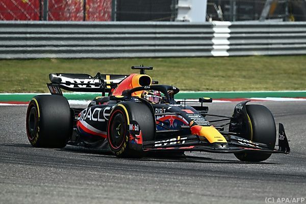 Verstappen fährt in Austin kontrollierten Sprint-Sieg ein