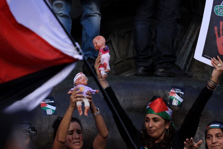 <span class="copyright">EMMANUEL DUNAND / AFP</span>