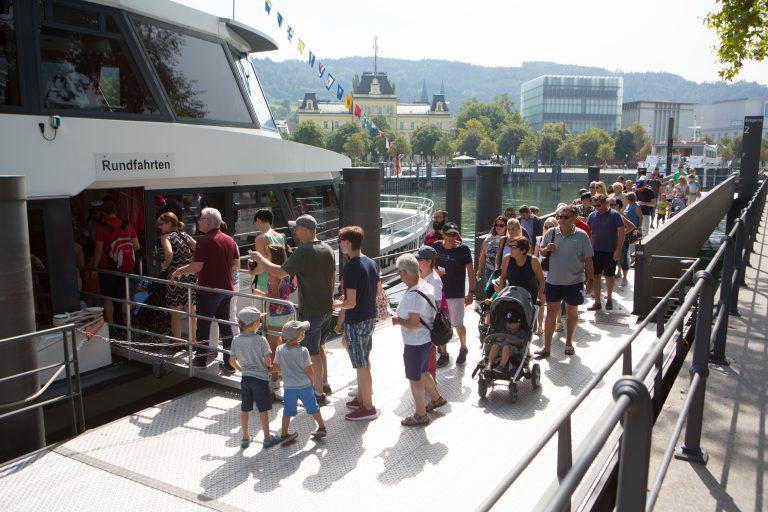 Schifffahrtsunternehmen fallen in Abgabegruppe drei der Tourismusabgabe und profitieren damit angeblich weniger vom Fremdenverkehr als Reitschulen.<br><span class="copyright">hartinger</span>