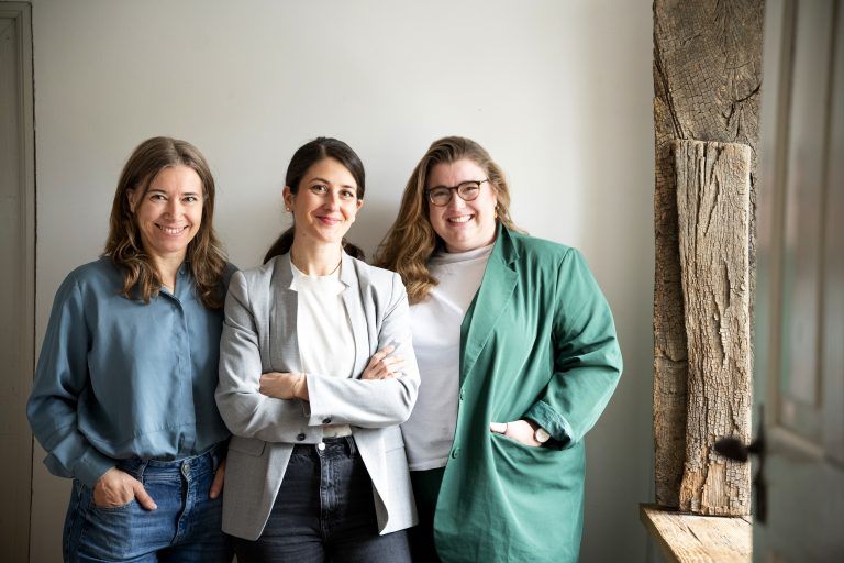Karin Nussbaumer, Natascha Soursos und Romy Abraham (l.).  <span class="copyright">Ursula Dünser</span>