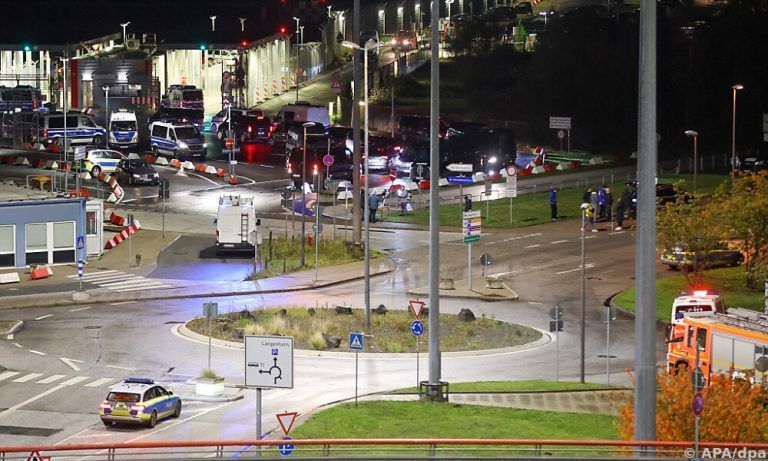 Der Hamburger Flughafen ist seit Stunden gesperrt
