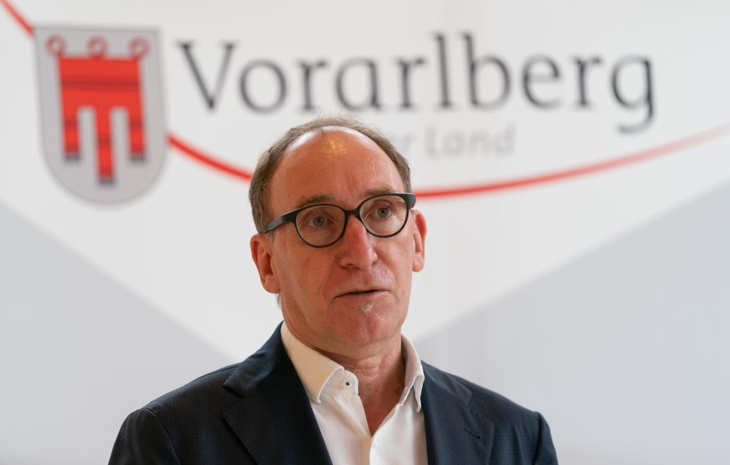 Rauch sieht Schulschließungen nun problematisch