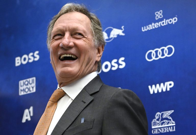 ABD0365_20230121 – KITZBHEL – STERREICH: Franz Klammer am Samstag, 21. Jnner 2023, im Rahmen des Events “KitzRaceParty 2023”, in Kitzbhel. – FOTO: APA/HANS KLAUS TECHT