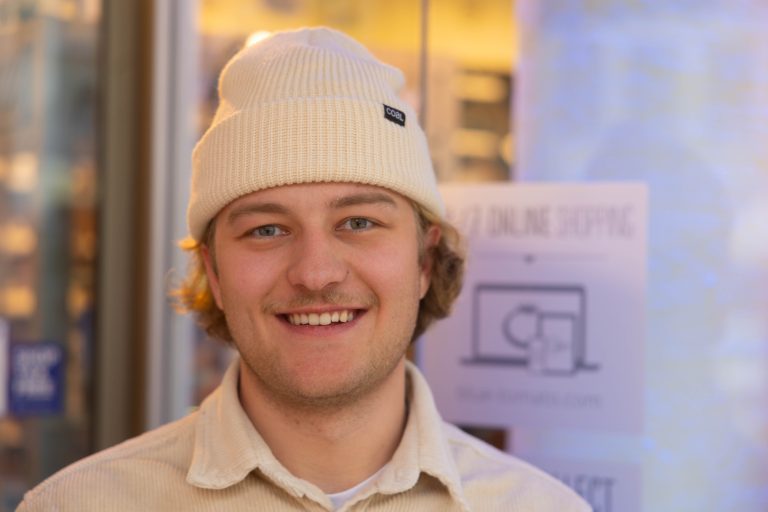 Manuel Moosbrugger <span class="copyright">Hartinger</span>