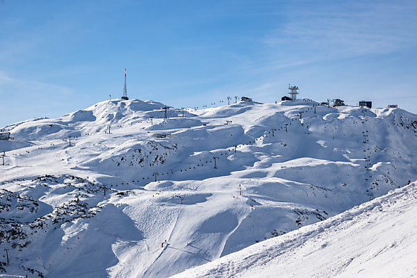 Tiroler Wintersaison bisher &#8220;einen Tick besser&#8221; als 2022/23