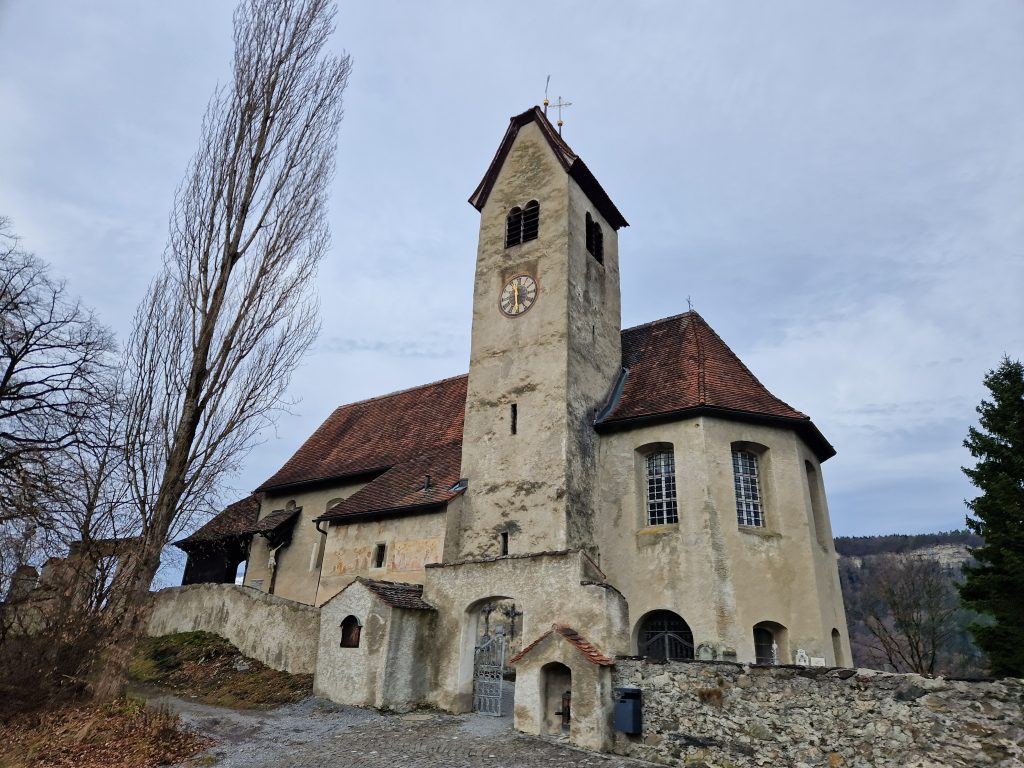 Wandertipp: Kirchen, Seen und viel Historie