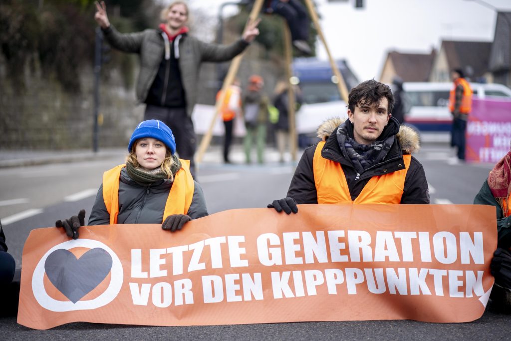 Rundumschlag: ÖVP-Stadtrat und Anwalt zeigt Klimaaktivisten, Polizei und Behörde an