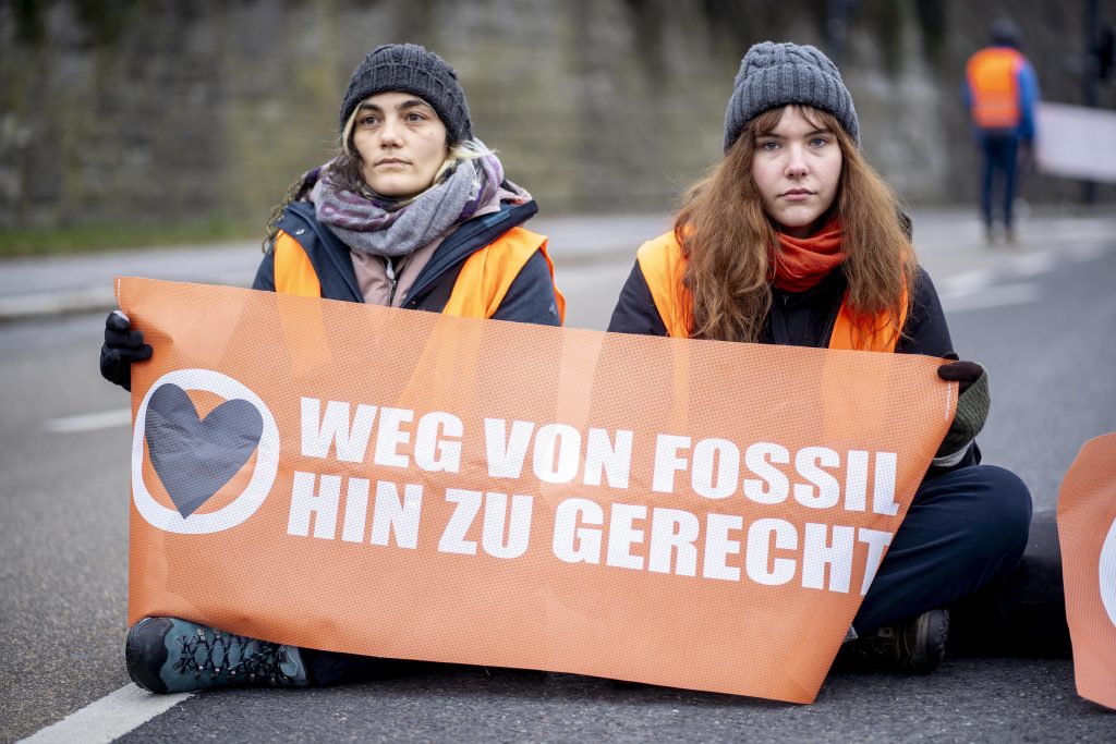 Rundumschlag: ÖVP-Stadtrat und Anwalt zeigt Klimaaktivisten, Polizei und Behörde an