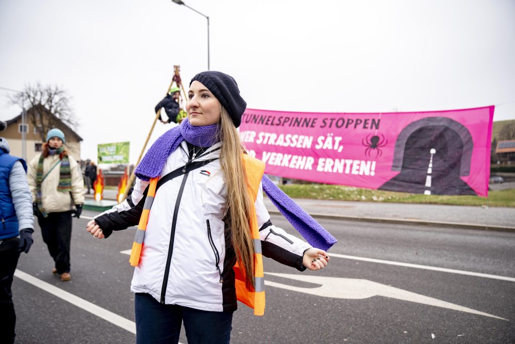 Rundumschlag: ÖVP-Stadtrat und Anwalt zeigt Klimaaktivisten, Polizei und Behörde an