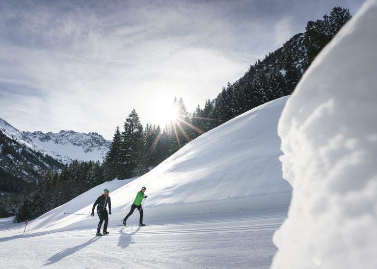 Auch im Kleinwalsertal kommt der Langlaufspaß nicht zu kurz. <span class="copyright">Dietmar Denger/Vorarlberg Tourismus</span>