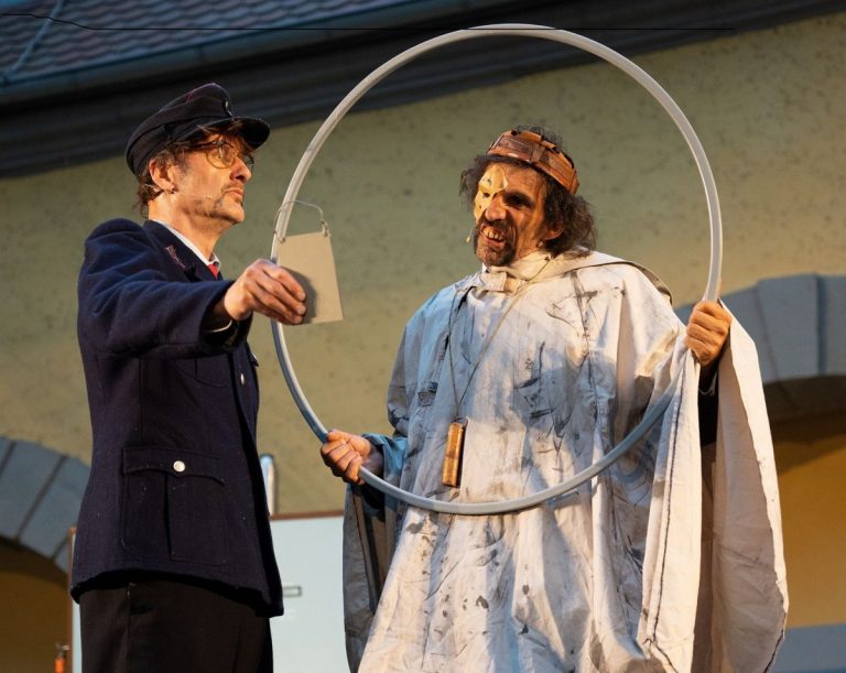 Szene aus "Der Glöckner von Notre Dame".  <span class="copyright">Theaterfirma Erfurt</span>