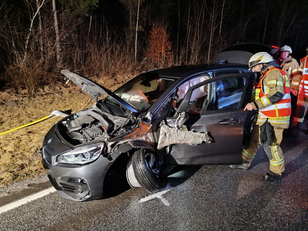 Drei Verletzte bei Verkehrsunfall im Montafon