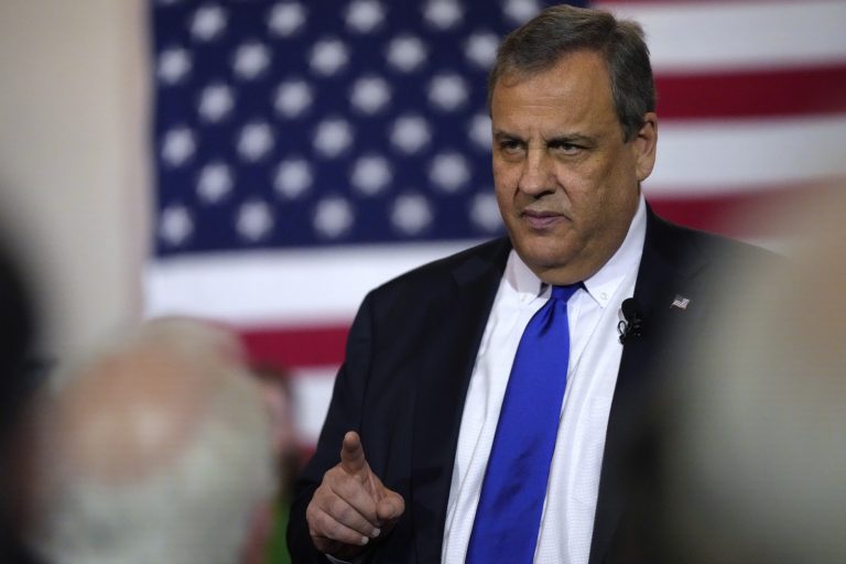 Chris Christie steigt aus<span class="copyright">AP/Bukaty</span>