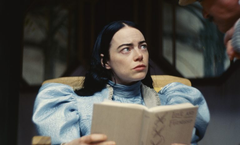 Die herausragende Emma Stone in „Poor Things“. <span class="copyright">Ap/Searchlight Pictures</span>
