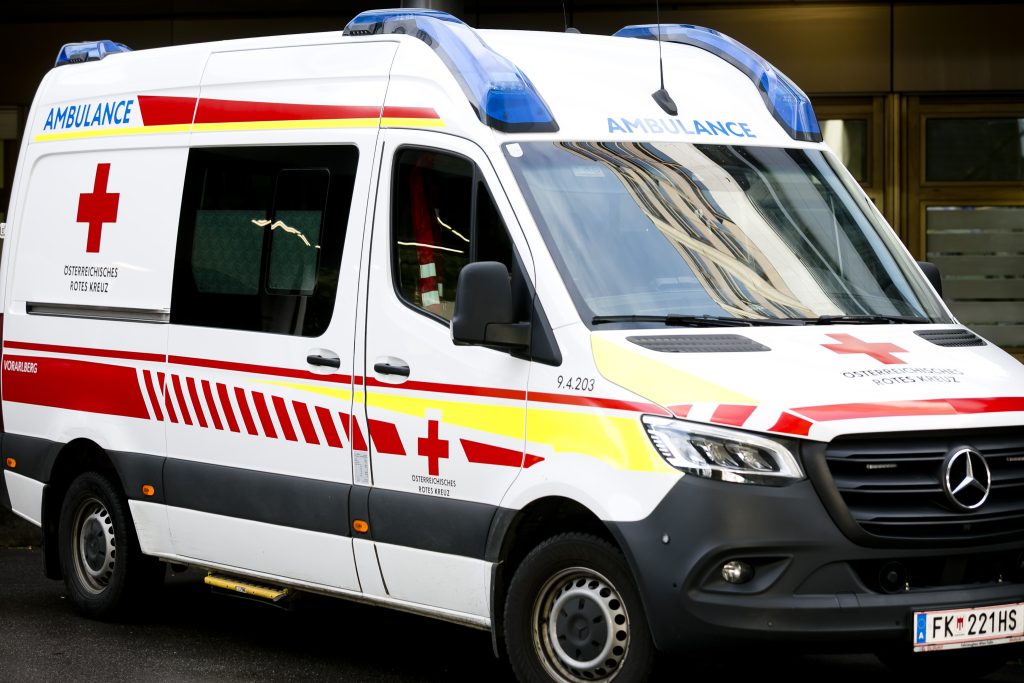 Patient randalierte: Zehn Monate Haft