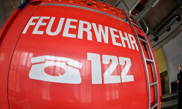 Die Feuerwehr stand mit einem Großaufgebot im Einsatz. <span class="copyright">APA</span>