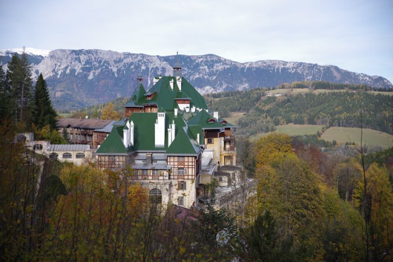 Das Südbahnhotel am Semmering <span class="copyright">pototschnig Franz</span>