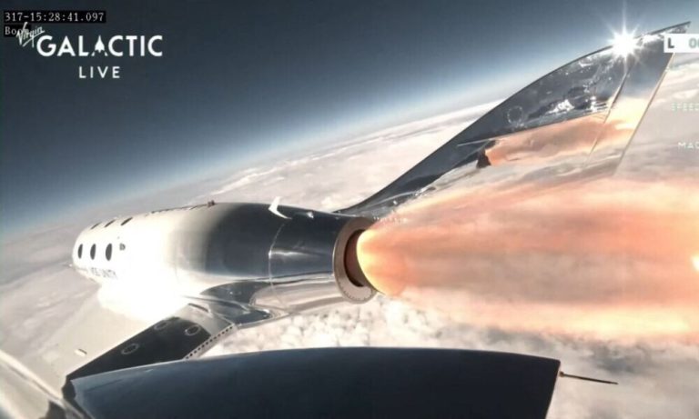 Foto vom ersten kommerziellen Weltraumflug der "Galactic 01"-Mission am 29. Juli 2023<span class="copyright"> KLZ/Handout</span>