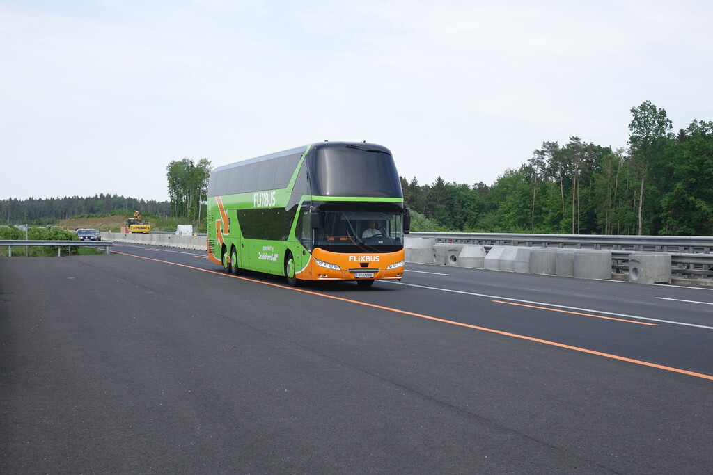 Flixbus von Polizei gestoppt