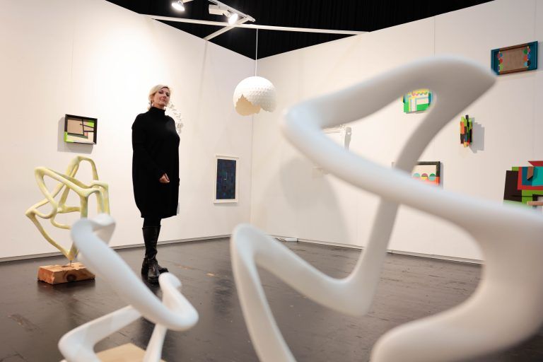 Die Wiener Galeristin Gabriele Schober ist mit Werken von drei Künstlern auf der Messe vertreten. <span class="copyright">Hartinger</span>