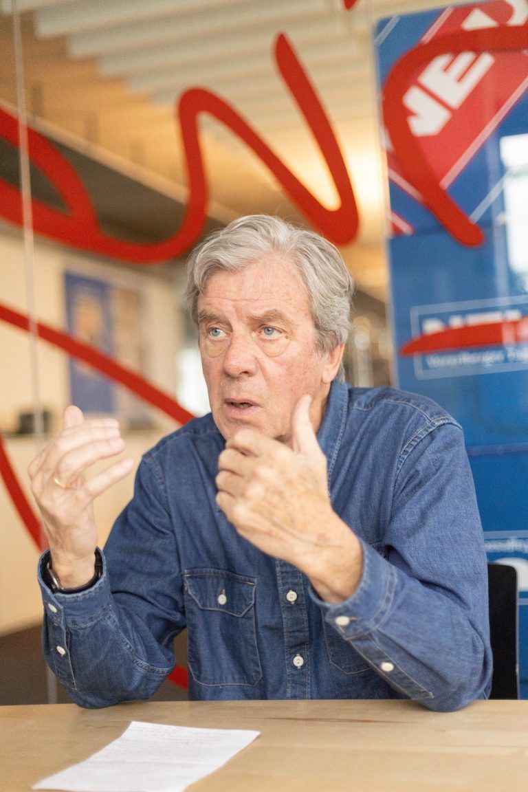 Albert Lingg. <span class="copyright">Hartinger</span>