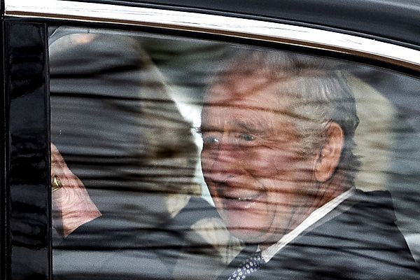König Charles bedankt sich für Unterstützungsbekundungen