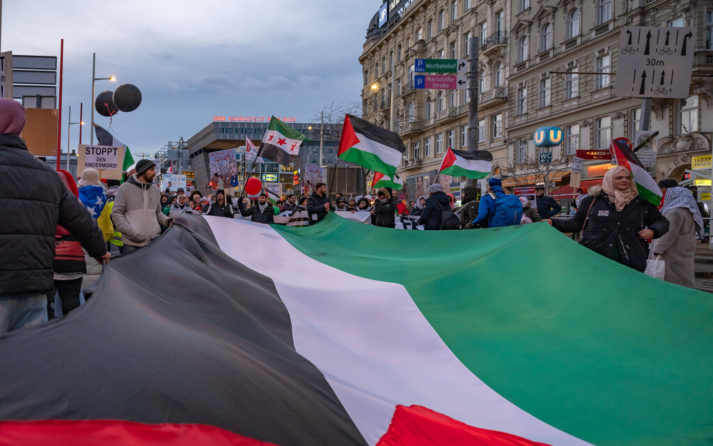 Bildungsressort ändert Definition der Hamas in Schulbuch