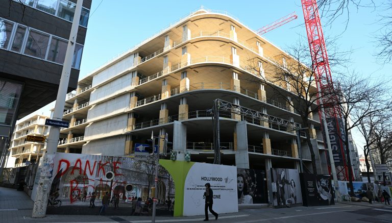 Baustelle des Kaufhauses Lamarr auf der Wiener Mariahilfer Straße <span class="copyright">APA/helmut Fohringer</span>